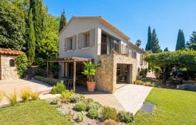 4 dormitorio villa en Pégomas, Francia. 1 500 000 €