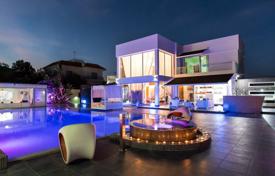 Villa – Protaras, Famagusta, Chipre. 8 200 €  por semana
