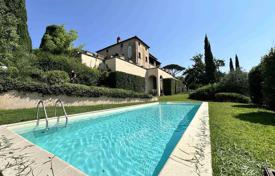 6 dormitorio villa 600 m² en Lamporecchio, Italia. 3 800 000 €