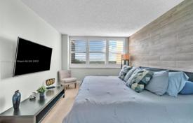 Condominio – Pembroke Pines, Broward, Florida,  Estados Unidos. $269 000