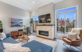 3 dormitorio casa de pueblo en Etobicoke, Canadá. C$2 502 000