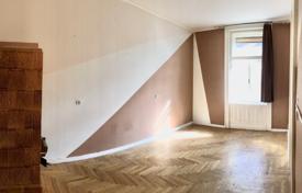 5 dormitorio piso 98 m² en District VII (Erzsébetváros), Hungría. 180 000 €