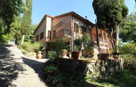 Villa – Monteriggioni, Toscana, Italia. 920 000 €