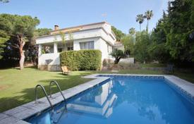Villa – Marbella, Andalucía, España. 850 000 €