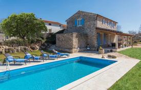 4 dormitorio casa de pueblo 142 m² en Istria County, Croacia. 550 000 €
