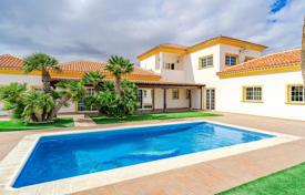 4 dormitorio villa 306 m² en Golf del Sur, España. 1 600 000 €