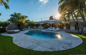 4 dormitorio villa 326 m² en Miami Beach, Estados Unidos. $2 300 000
