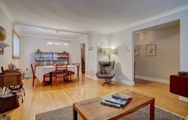 9 dormitorio casa de pueblo en Scarborough, Canadá. C$1 620 000