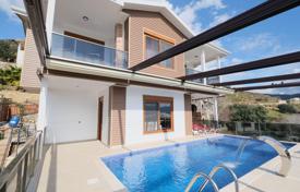 5 dormitorio villa 210 m² en Demirtaş district, Turquía. $324 000