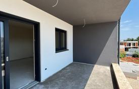 4 dormitorio piso 95 m² en Medulin, Croacia. 275 000 €