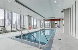 4 dormitorio piso en North York, Canadá. C$718 000