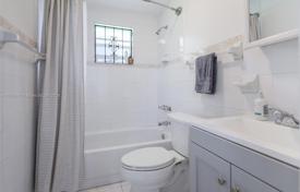 3 dormitorio casa de pueblo 213 m² en Miami, Estados Unidos. $1 199 000