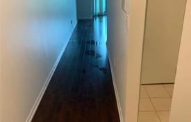 1 dormitorio piso en Fort York Boulevard, Canadá. C$660 000