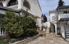 11 dormitorio casa de pueblo 350 m² en Srima, Croacia. 890 000 €