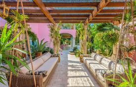 Villa – Pine Tree Drive, Miami Beach, Florida,  Estados Unidos. 5 492 000 €