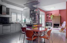 5 dormitorio casa de pueblo 405 m² en Girona, España. 780 000 €