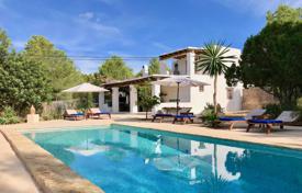Villa – Ibiza, Islas Baleares, España. 6 900 €  por semana