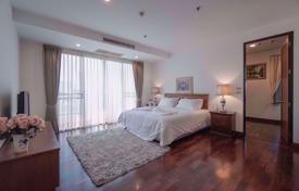 4-dormitorio apartamentos en condominio en Sathon, Tailandia. $3 700  por semana