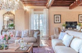 10 dormitorio villa 900 m² en Lucca, Italia. 2 100 000 €