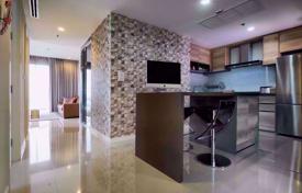 2-dormitorio apartamentos en condominio en Bang Kho Laem, Tailandia. $360 000