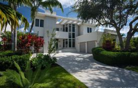 8 dormitorio villa 514 m² en Miami Beach, Estados Unidos. $3 479 000