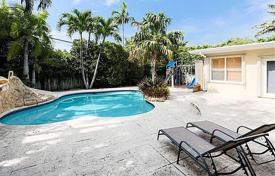 Villa – Bay Harbor Islands, Florida, Estados Unidos. $1 160 000