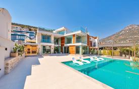 6 dormitorio villa 600 m² en Kalkan, Turquía. 75 578 000 TRY