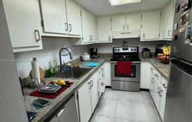 2-dormitorio apartamentos en condominio 76 m² en Miami Beach, Estados Unidos. $305 000