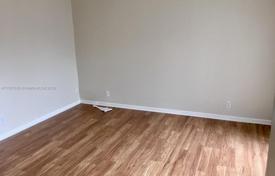 2 dormitorio casa de pueblo 139 m² en Boynton Beach, Estados Unidos. $329 000