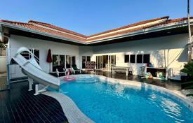 3 dormitorio villa 150 m² en Pattaya, Tailandia. $537 000