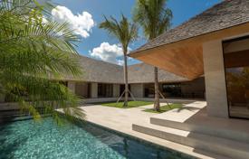 5 dormitorio villa 750 m² en Tumbak Bayuh, Indonesia. $1 380 000