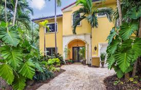6 dormitorio villa 416 m² en Miami, Estados Unidos. $1 699 000