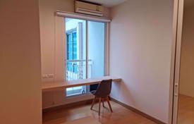 3-dormitorio apartamentos en condominio en Khlong Toei, Tailandia. $616 000