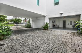 3 dormitorio casa de pueblo en Fort Lauderdale, Estados Unidos. $850 000