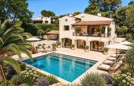 6 dormitorio villa en Mougins, Francia. 1 690 000 €