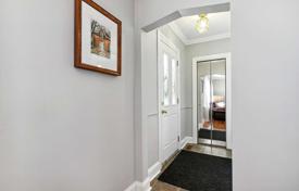 8 dormitorio casa de pueblo en North York, Canadá. C$1 946 000