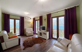 3 dormitorio piso 51 m² en Prčanj, Montenegro. 210 000 €