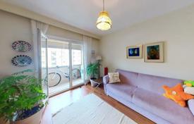 4 dormitorio piso 205 m² en Ataşehir, Turquía. $561 000