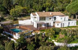 9 dormitorio villa en Cavalaire-sur-Mer, Francia. 2 850 000 €