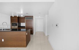 1-dormitorio apartamentos en condominio 74 m² en Miami, Estados Unidos. $685 000