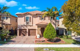 5 dormitorio casa de pueblo 362 m² en Homestead, Estados Unidos. $685 000