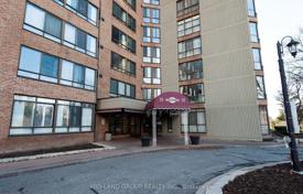 6 dormitorio piso en Scarborough, Canadá. C$771 000