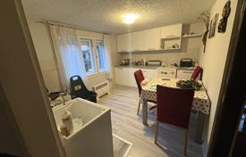6 dormitorio casa de pueblo 201 m² en Osietsko-Baranskaya County, Croacia. 230 000 €