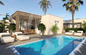 3 dormitorio adosado en Xylofagou, Chipre. 290 000 €