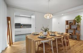 Apartamento de 3 dormitorios con 128,10 m² con balcón de 93,6 m² y 2 plazas de garaje. 455 000 €