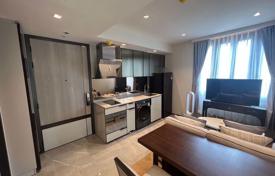 1-dormitorio apartamentos en condominio en Watthana, Tailandia. $315 000