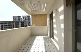 4 dormitorio ático 84 m² en Tel Aviv, Israel. $1 918 000