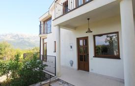 3 dormitorio adosado 150 m² en Bigova, Montenegro. 395 000 €