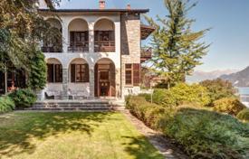 Villa – Oliveto Lario, Lecco, Lombardía,  Italia. 5 900 000 €