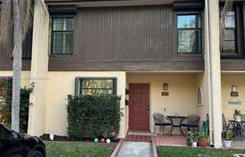 3 dormitorio casa de pueblo 137 m² en Pembroke Pines, Estados Unidos. $395 000